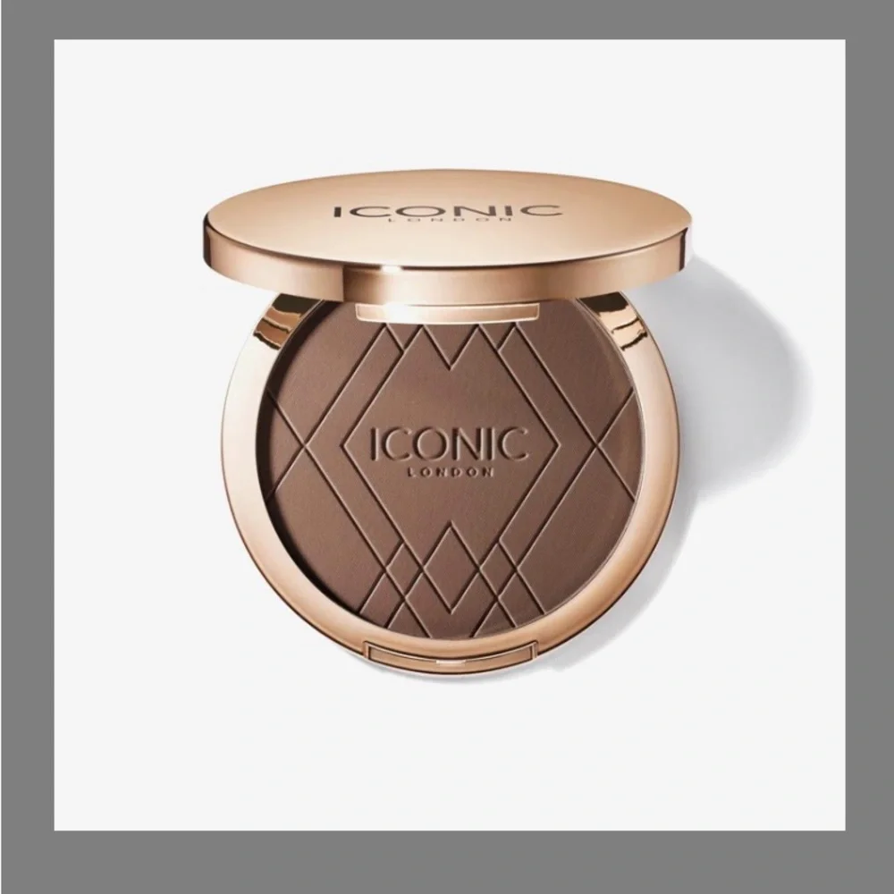 NIB Iconic London Ultimate Bronzing Powder - Rich Bronze